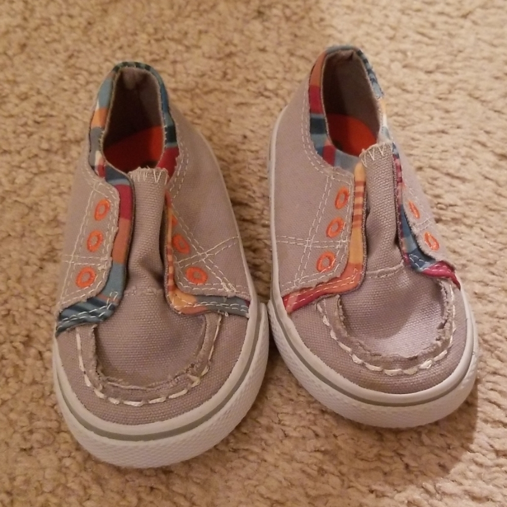 Grey loafers rainbow boarder